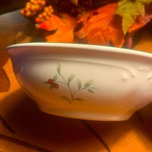 Winterberry Soup Cereal Bowl